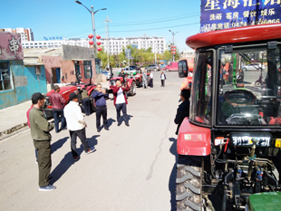 伊通縣2019年農(nóng)機(jī)購(gòu)置補(bǔ)貼工作全面啟動(dòng)(圖文)